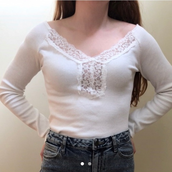 Zara lace long sleeve - Picture 1 of 2